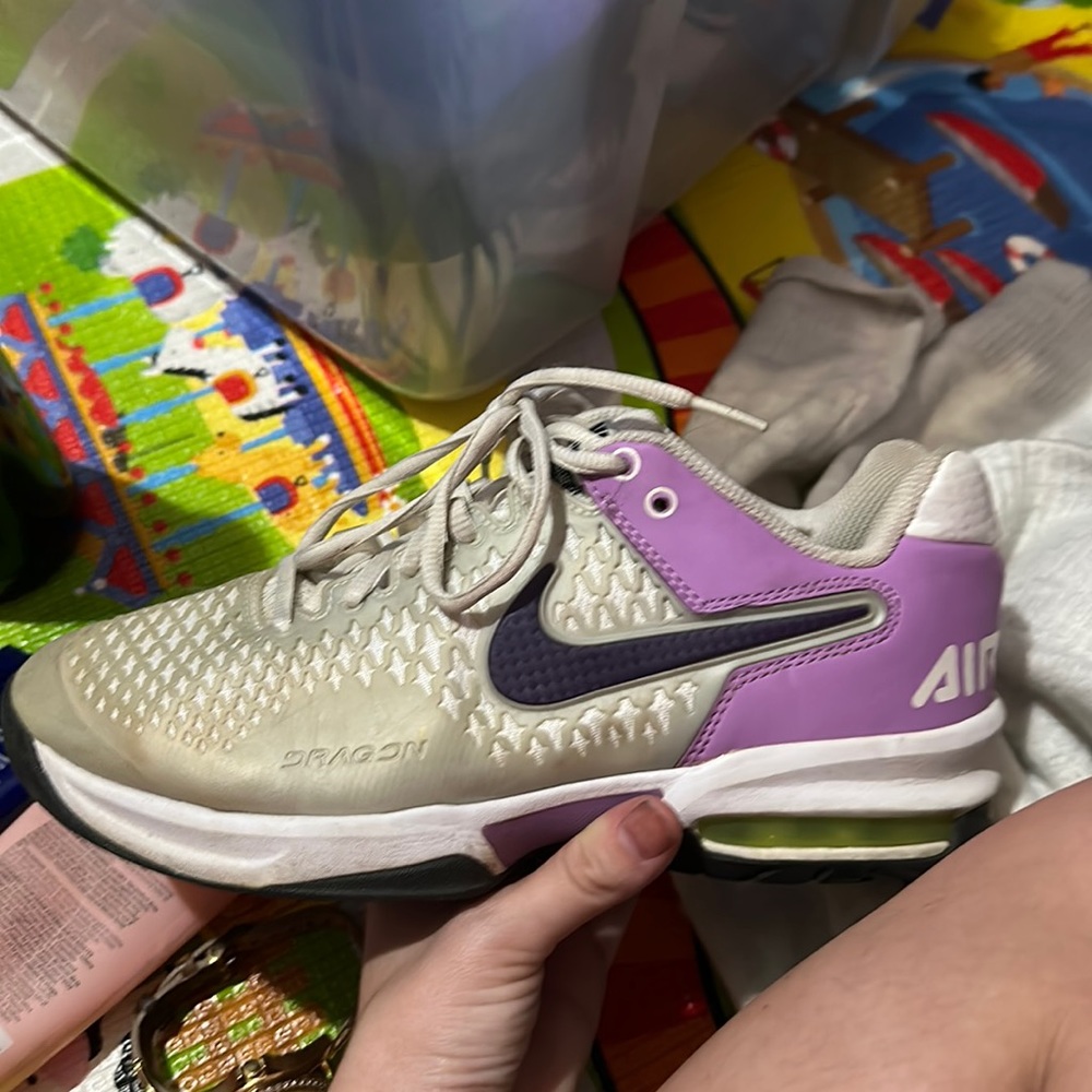 Nike air max tennis shoe